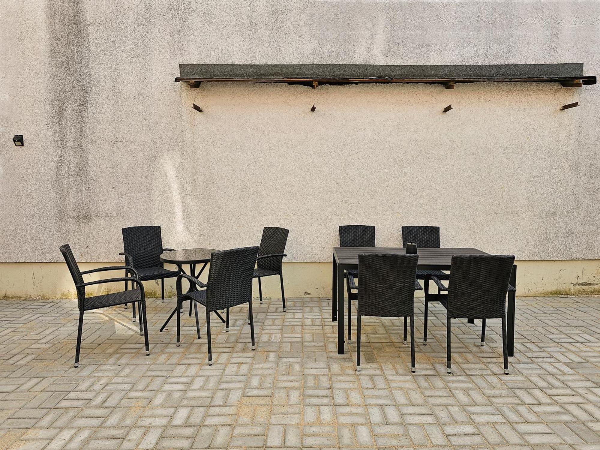 Schoene Ferienwohnung 78M2, 3 Schlafzimmer, 2 Baeder, Zentrumnah, 1Og Erfurt Exterior photo